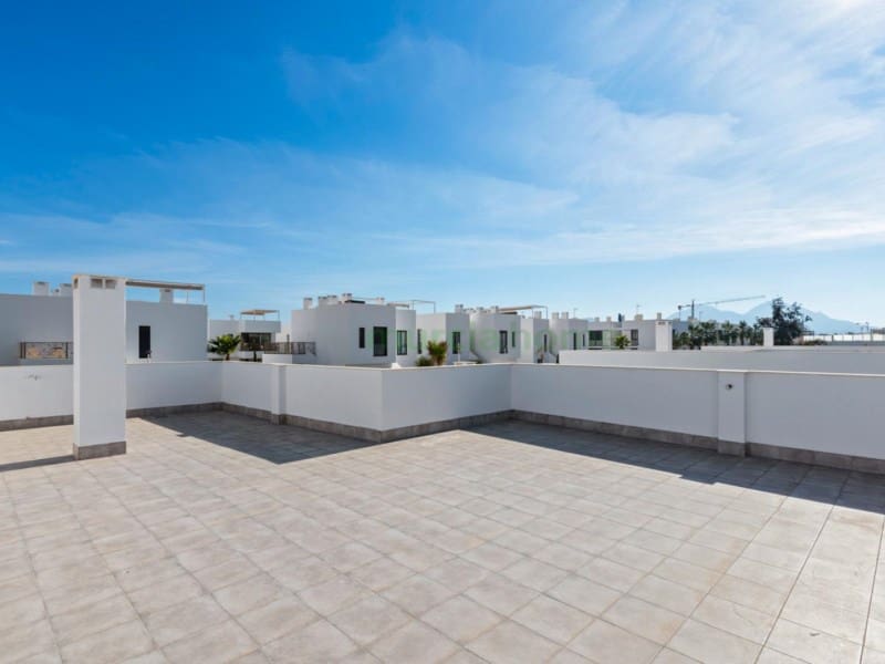 3 soveværelse Villa til salg i Mar de Cristal med swimmingpool - € 549.000 (Ref: 5239669)