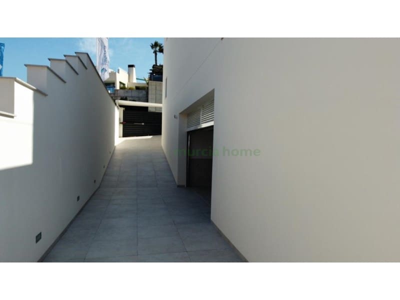 4 bedroom Villa for sale in Campoamor - € 1,430,000 (Ref: 6934909)