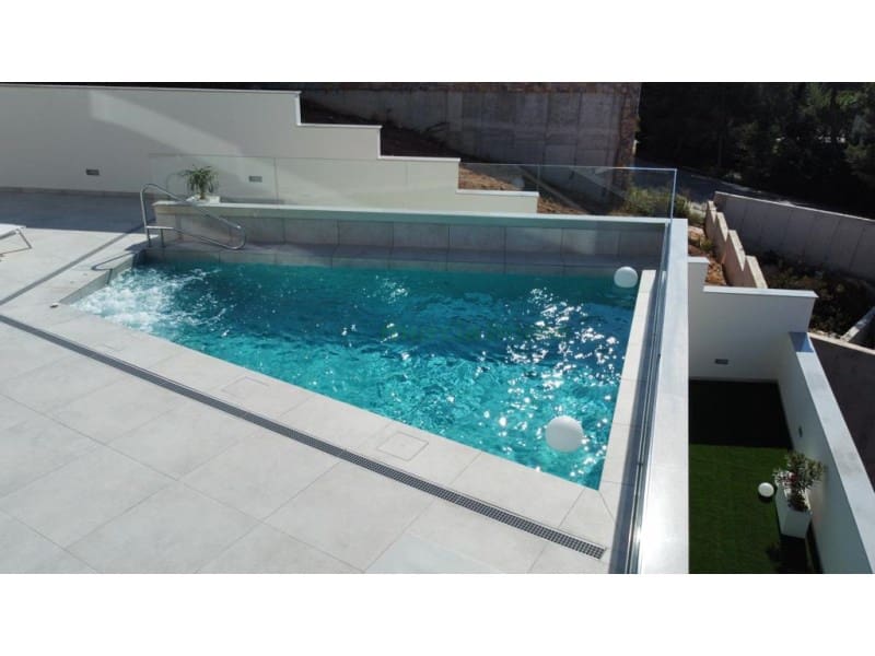 4 bedroom Villa for sale in Campoamor - € 1,430,000 (Ref: 6934909)