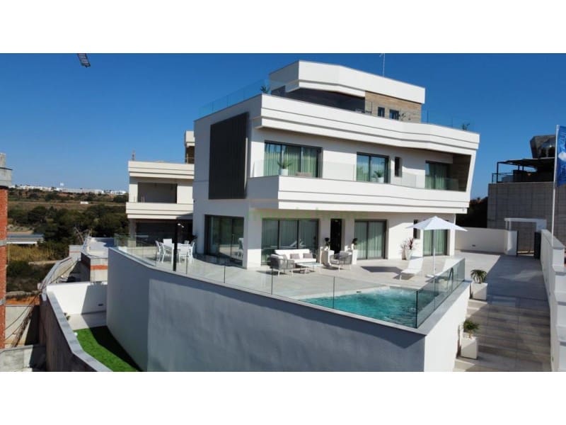 4 bedroom Villa for sale in Campoamor - € 1,430,000 (Ref: 6934909)