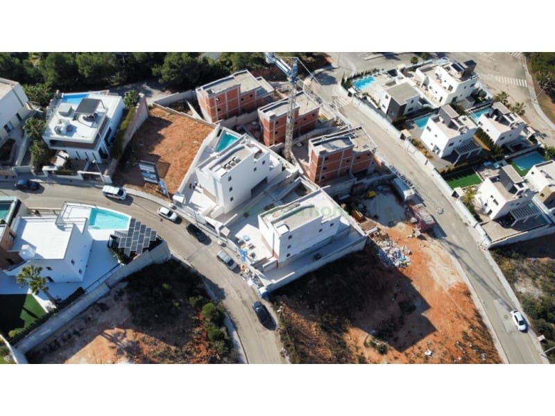 4 bedroom Villa for sale in Campoamor - € 1,430,000 (Ref: 6934909)