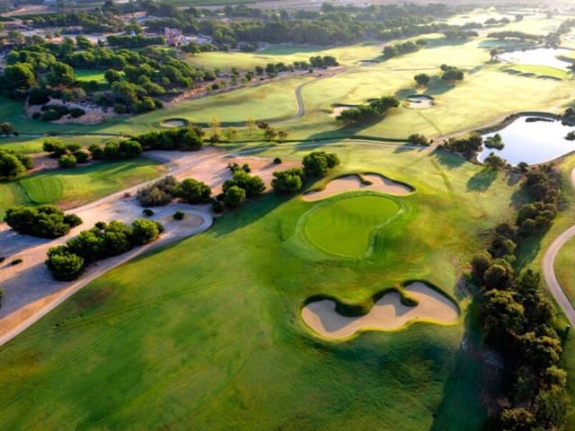 Apartamento de 3 habitaciones en Pilar de la Horadada ciudad, Pilar de la Horadada en venta - 239.000 € (Ref: 6959953)