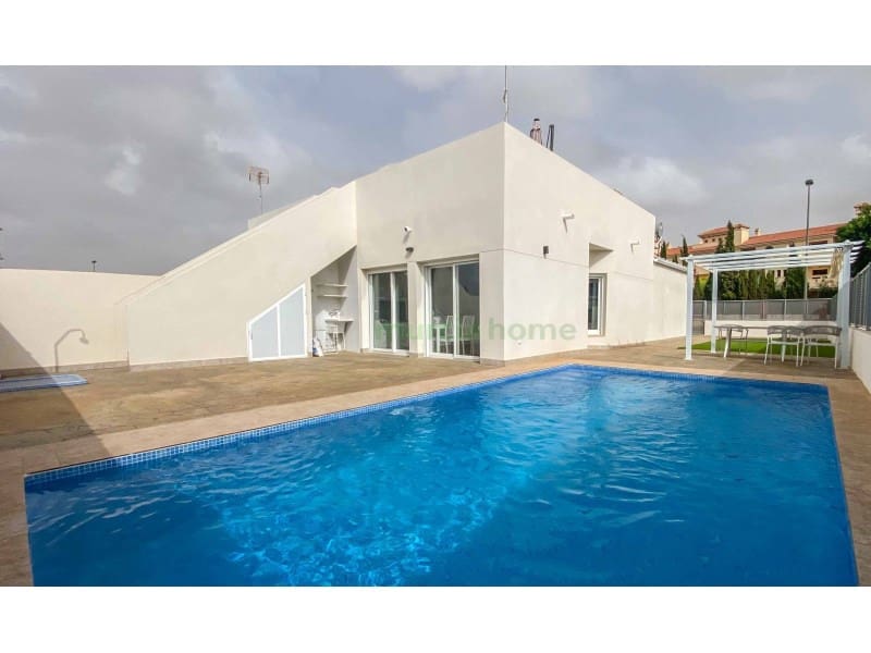 2 soveværelse Semi-Rækkehus til salg i Los Alcazares - € 270.000 (Ref: 7214853)