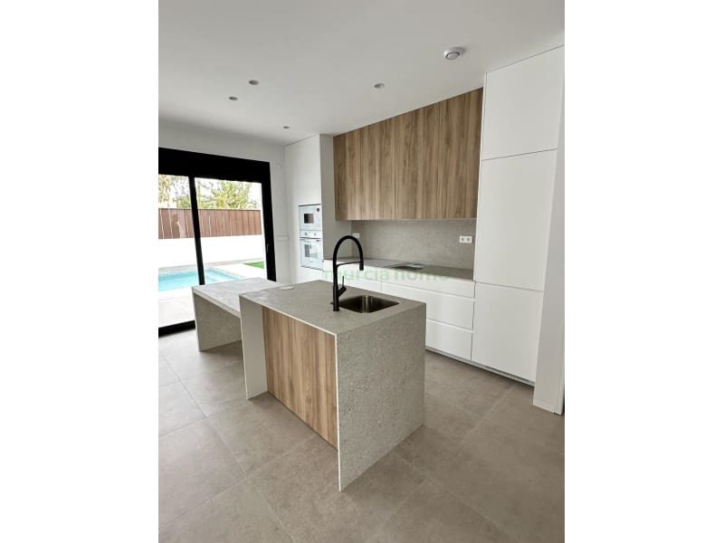 3 Zimmer Villa zu verkaufen in San Pedro del Pinatar - 419.950 € (Ref: 7243769)