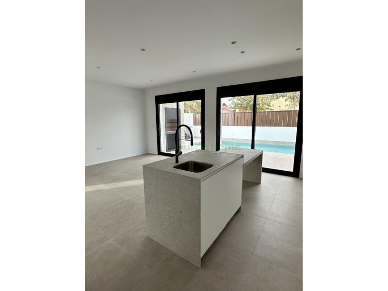 3 Zimmer Villa zu verkaufen in San Pedro del Pinatar - 419.950 € (Ref: 7243769)