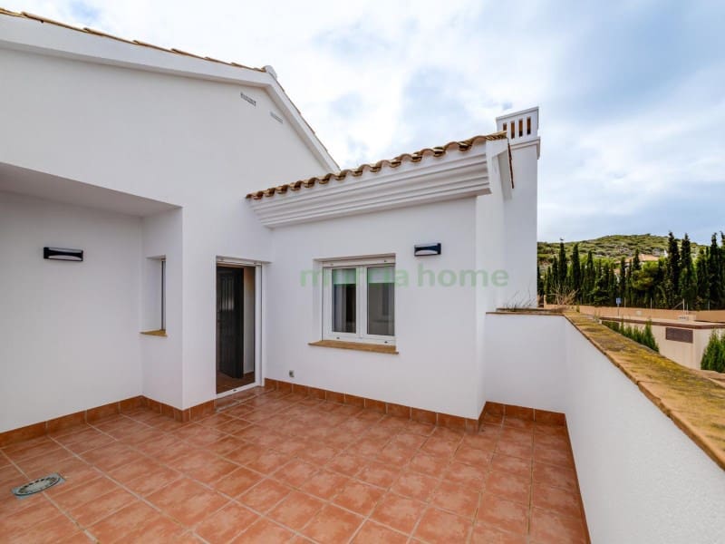 2 bedroom Villa for sale in La Pinilla - € 199,000 (Ref: 7442283)