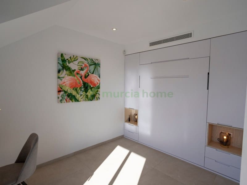 Bungalow de 3 habitaciones en San Pedro del Pinatar en venta - 409.000 € (Ref: 7630831)