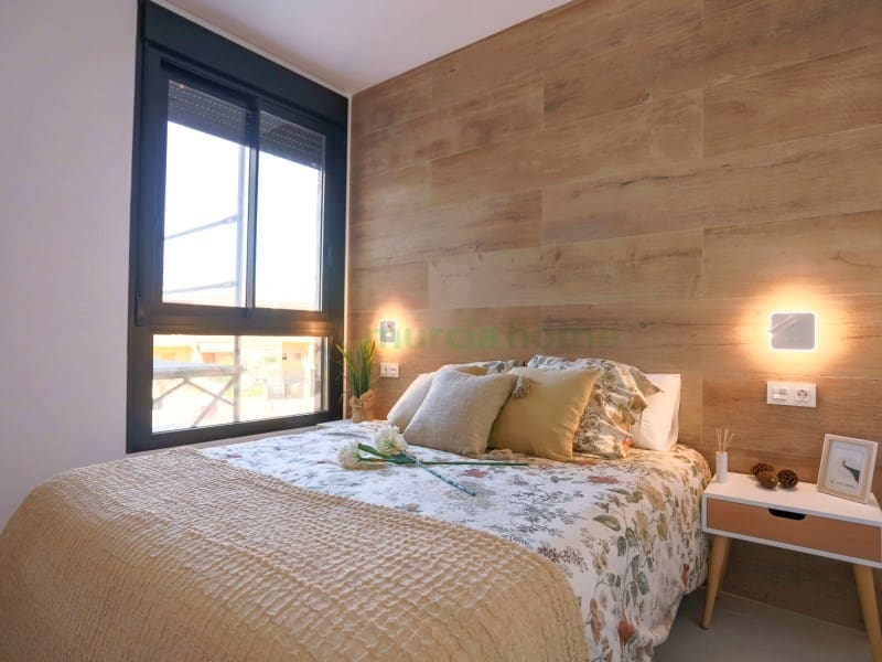 Bungalow de 3 habitaciones en San Pedro del Pinatar en venta - 409.000 € (Ref: 7630831)