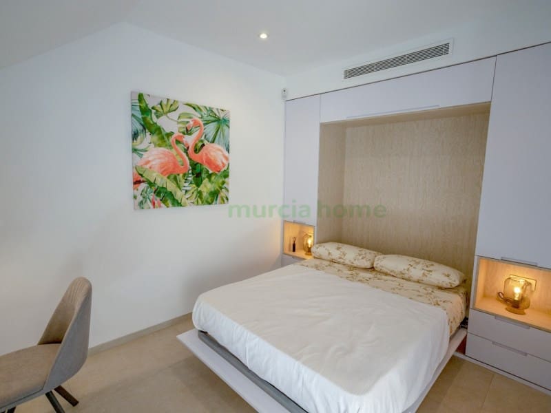 Bungalow de 3 habitaciones en San Pedro del Pinatar en venta - 409.000 € (Ref: 7630831)