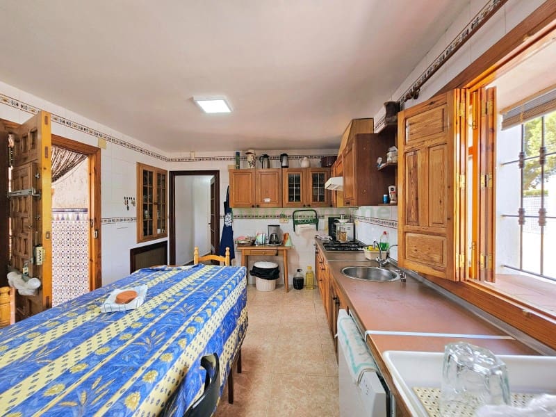 6 bedroom Finca/Country House for sale in Cartagena - € 250,000 (Ref: 8554225)