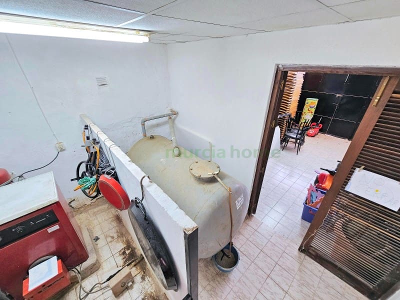 6 bedroom Finca/Country House for sale in Cartagena - € 250,000 (Ref: 8554225)