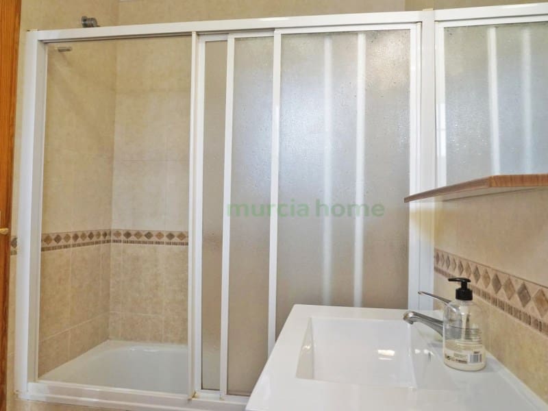 2 makuuhuone Huoneisto myytävänä paikassa Mar de Cristal mukana 
autotalli - 199 950 € (Ref: 9528436)