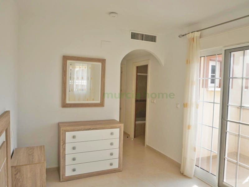 2 makuuhuone Huoneisto myytävänä paikassa Mar de Cristal mukana 
autotalli - 199 950 € (Ref: 9528436)