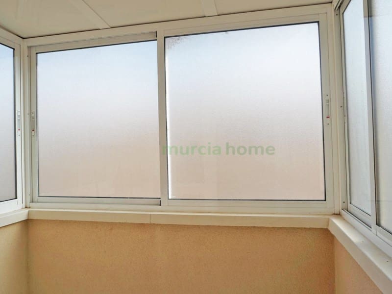 2 makuuhuone Huoneisto myytävänä paikassa Mar de Cristal mukana 
autotalli - 199 950 € (Ref: 9528436)