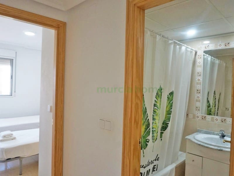 2 makuuhuone Huoneisto myytävänä paikassa Mar de Cristal mukana 
autotalli - 124 900 € (Ref: 9528437)