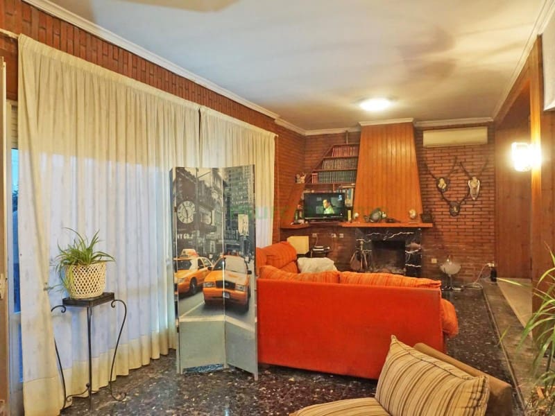 4 Zimmer Villa zu verkaufen in Los Urrutias mit Garage - 339.900 € (Ref: 9530945)