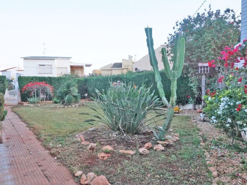 4 Zimmer Villa zu verkaufen in Los Urrutias mit Garage - 339.900 € (Ref: 9530945)