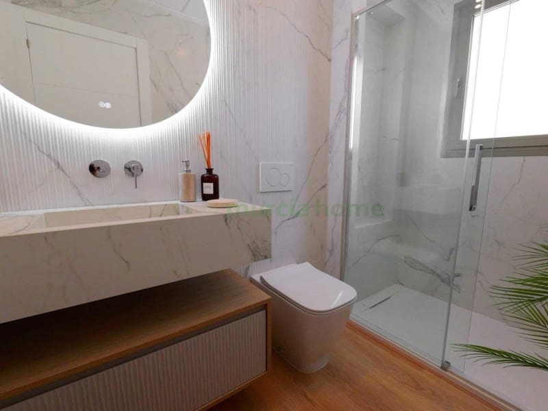 2 soverom Leilighet til salgs i La Manga del Mar Menor - € 449 000 (Ref: 9978754)