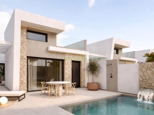 3 soveværelse Villa til salg i Los Alcázares med garage - € 453.000 (Ref: 9978759)