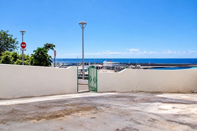 4 quarto Casa em Banda para venda em Puerto del Carmen, Tías - 599 000 € (Ref: 10017542)
