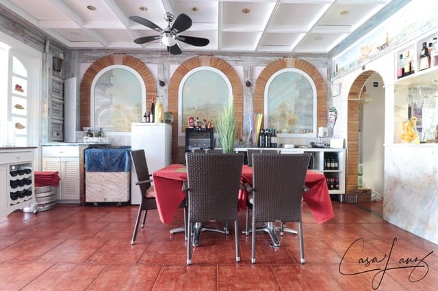 Gewerbe zu verkaufen in Costa Teguise, Teguise - 520.000 € (Ref: 10043043)