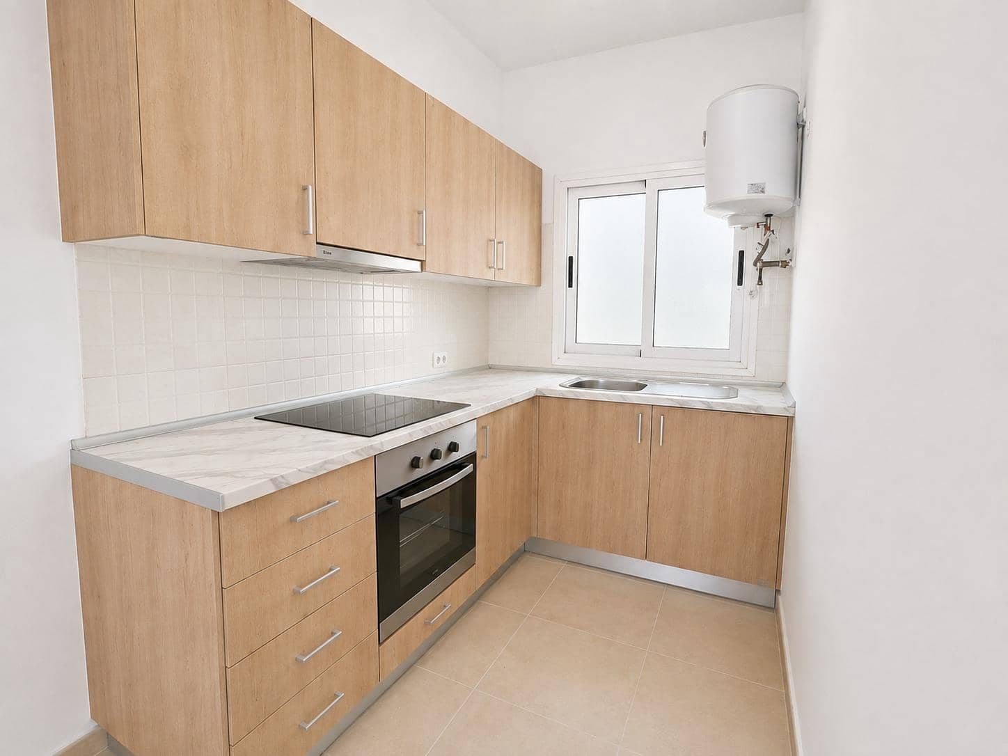 2 slaapkamer Flat te koop in Arrecife - € 185.000 (Ref: 10086170)