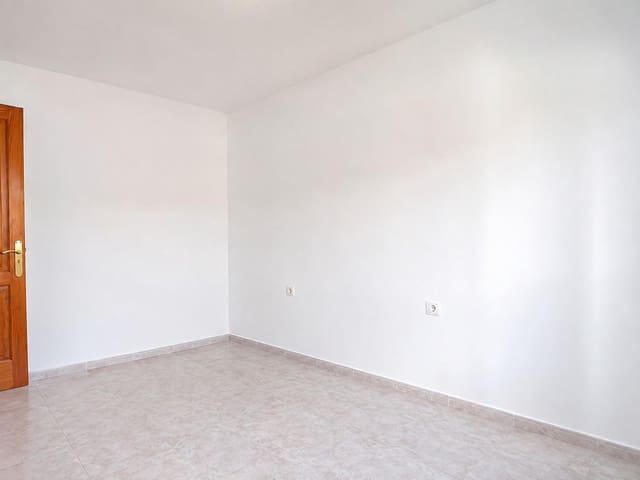2 slaapkamer Flat te koop in Arrecife - € 210.000 (Ref: 10086171)