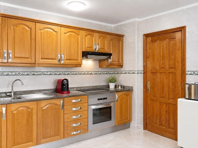 Piso de 2 habitaciones en Arrecife en venta - 178.500 € (Ref: 10115889)