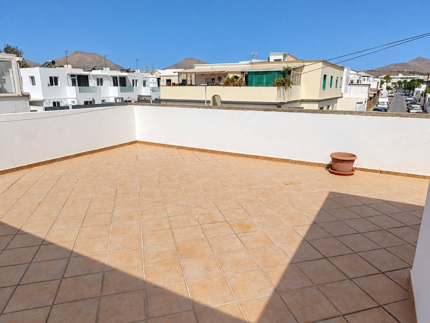 Piso de 2 habitaciones en Playa Honda en venta - 325.000 € (Ref: 10115891)