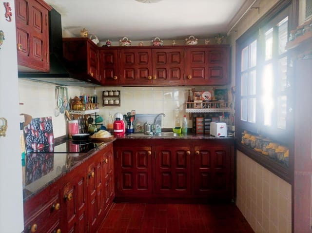 4 slaapkamer Villa te koop in Nazaret, Teguise met garage - € 500.000 (Ref: 6161076)
