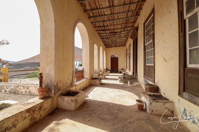 16 chambre Finca/Maison de Campagne à vendre à Tiagua, Teguise - 940 000 € (Ref: 7012082)