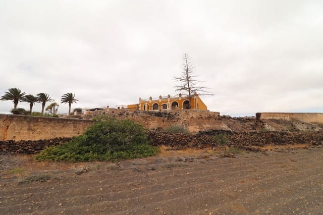 16 chambre Finca/Maison de Campagne à vendre à Tiagua, Teguise - 940 000 € (Ref: 7012082)