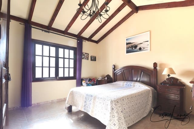 6 quarto Moradia para venda em Macher, Tías com garagem - 1 590 000 € (Ref: 7019859)