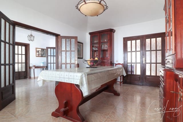 6 quarto Moradia para venda em Macher, Tías com garagem - 1 590 000 € (Ref: 7019859)