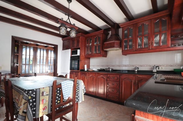 6 quarto Moradia para venda em Macher, Tías com garagem - 1 590 000 € (Ref: 7019859)