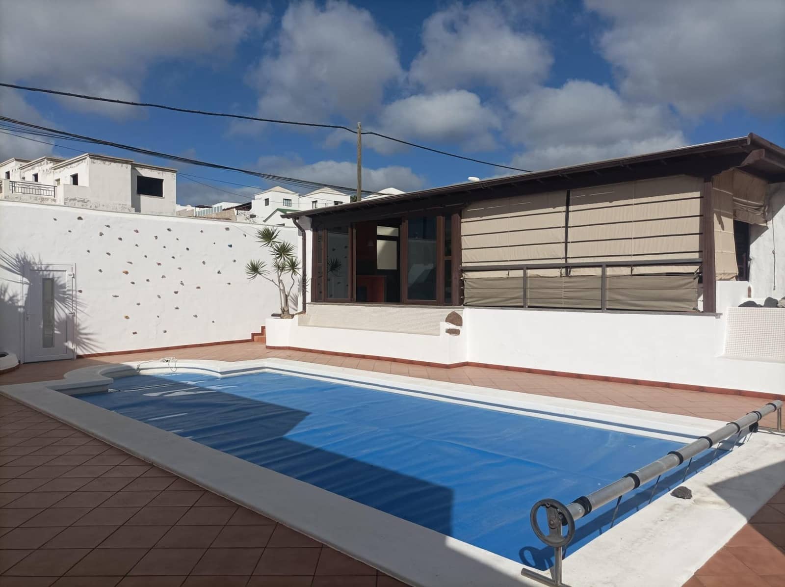 8 bedroom Villa for sale in San Bartolome with pool - € 843,000 (Ref: 7832068)