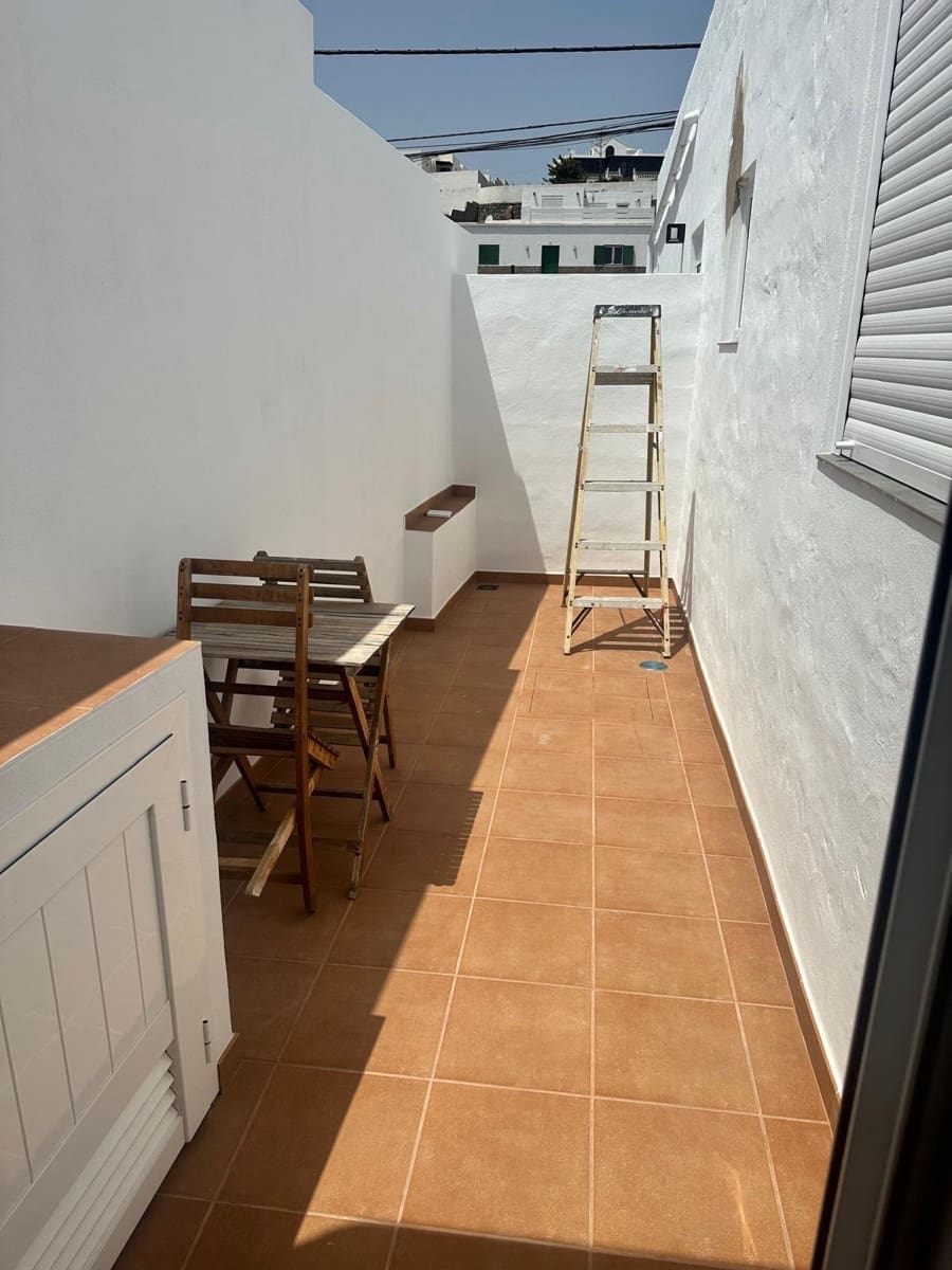 8 chambre Villa/Maison à vendre à San Bartolome avec piscine garage - 799 000 € (Ref: 7832068)