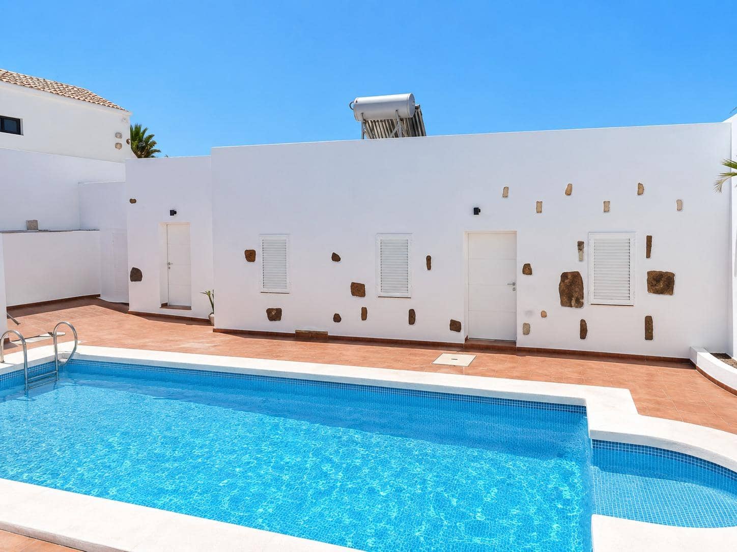 8 chambre Villa/Maison à vendre à San Bartolome avec piscine garage - 799 000 € (Ref: 7832068)
