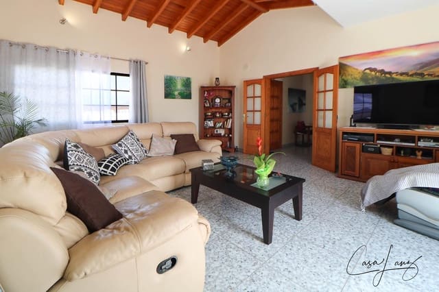 7 soveværelse Villa til salg i Tahiche, Teguise med garage - € 745.000 (Ref: 7889989)
