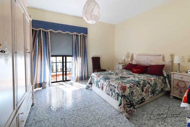 7 soveværelse Villa til salg i Tahiche, Teguise med garage - € 745.000 (Ref: 7889989)