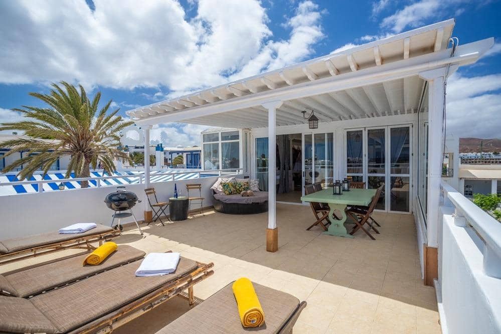 2 bedroom Flat for sale in Costa Teguise - € 839,000 (Ref: 8457138)