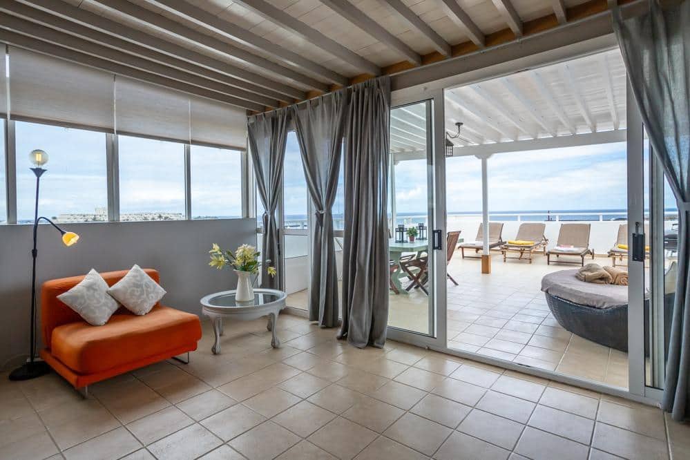 2 bedroom Flat for sale in Costa Teguise - € 839,000 (Ref: 8457138)