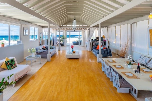 2 bedroom Flat for sale in Costa Teguise, Teguise - € 839,000 (Ref: 8457138)