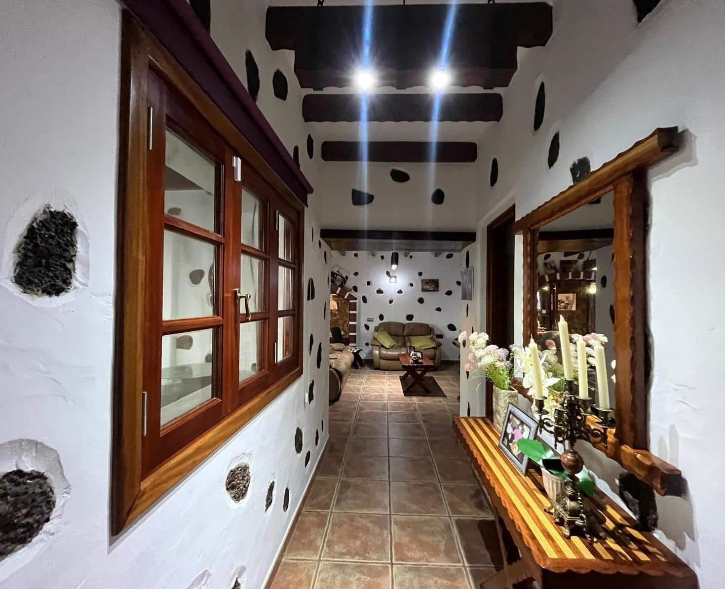 2 soveværelse Villa til salg i Tias med garage - € 775.000 (Ref: 8836753)