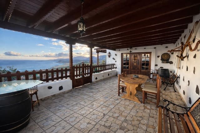 2 sypialnia Willa na sprzedaż w Tías z garażem - 775 000 € (Ref: 8836753)