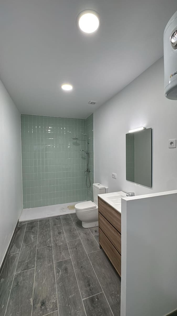 3 slaapkamer Flat te koop in Puerto del Carmen - € 239.000 (Ref: 8857144)