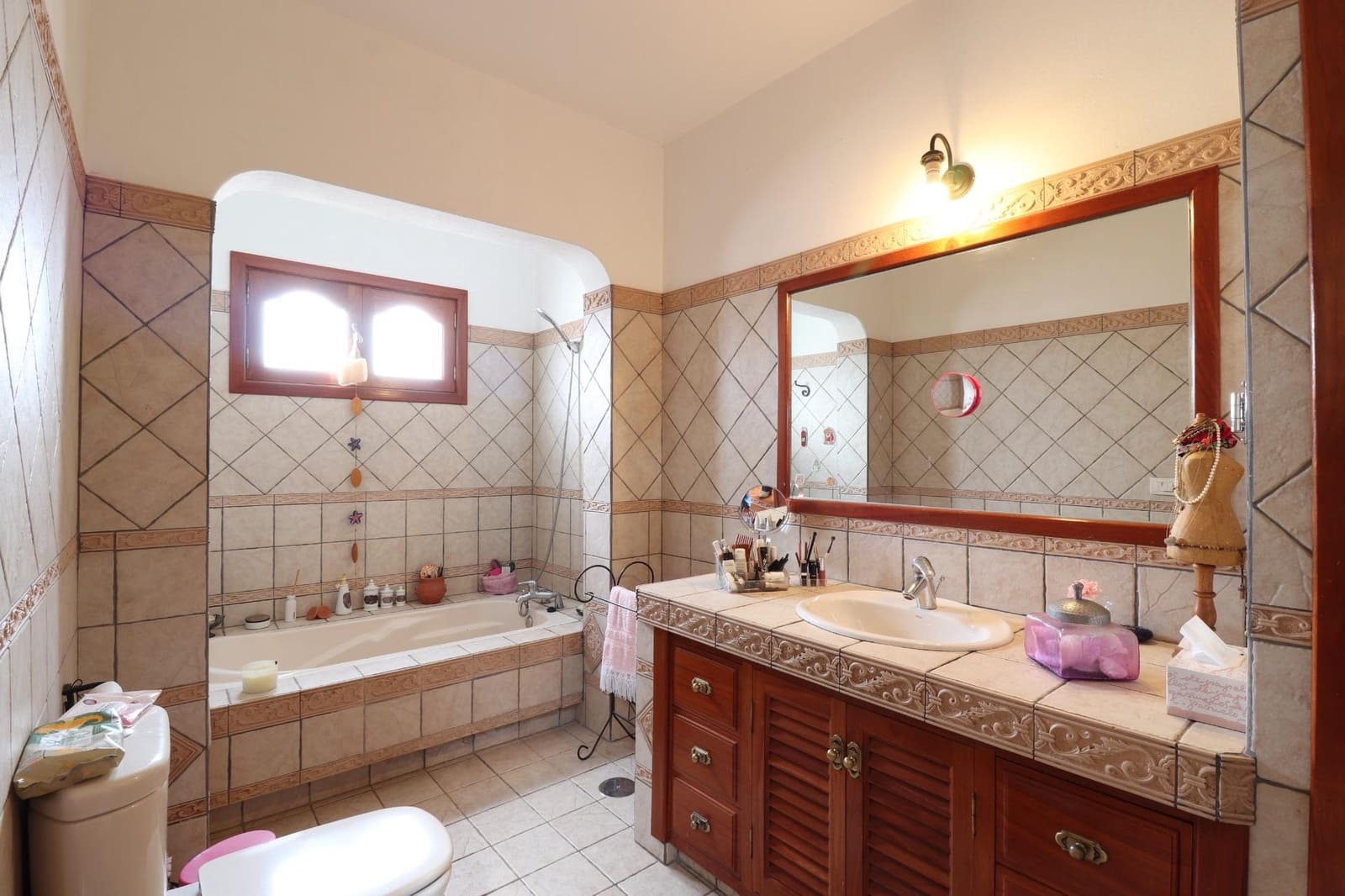 4 sypialnia Willa na sprzedaż w Tahiche z garażem - 499 000 € (Ref: 8913006)