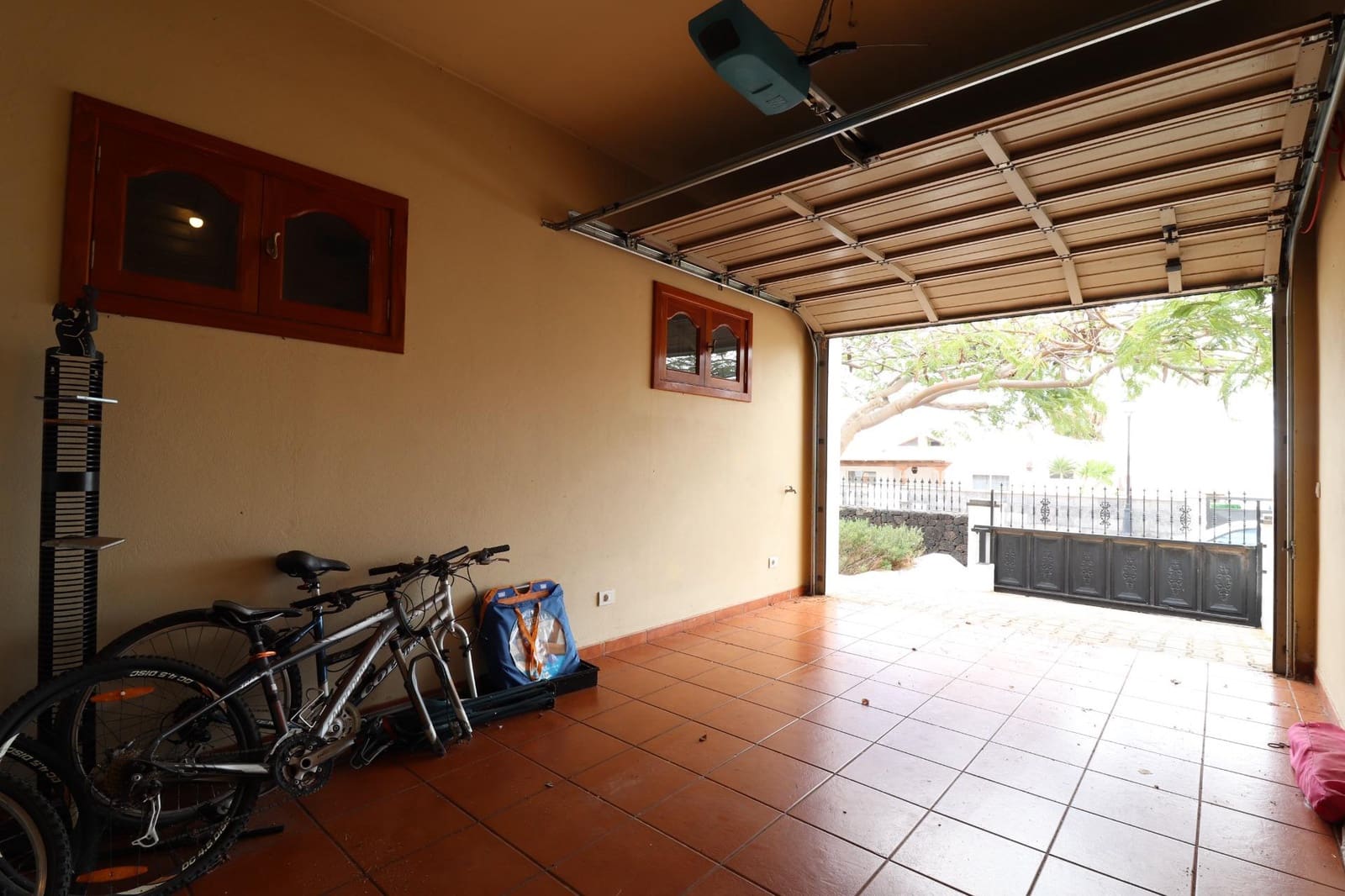 4 sypialnia Willa na sprzedaż w Tahiche z garażem - 499 000 € (Ref: 8913006)