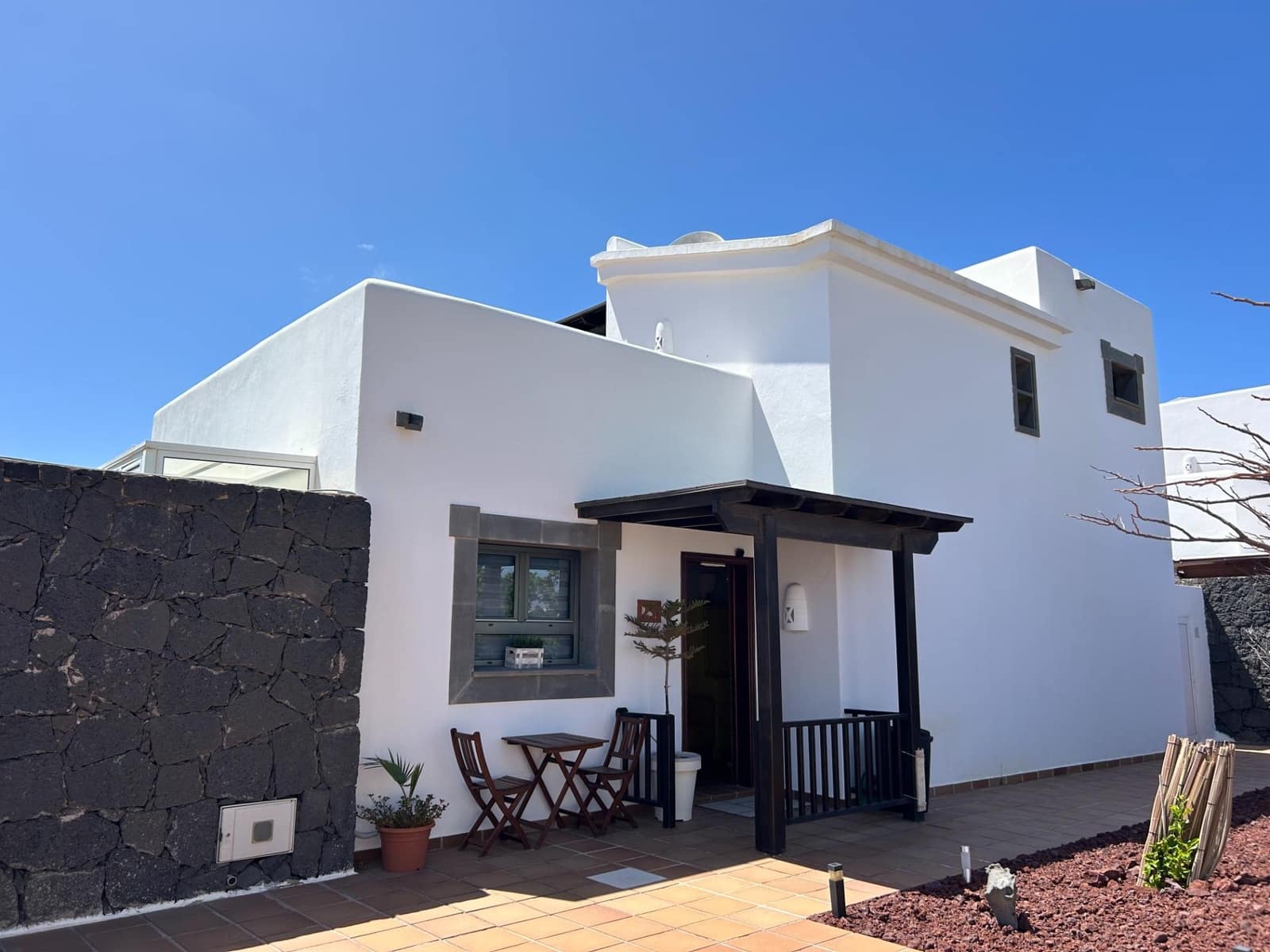 4 makuuhuone Huvila myytävänä paikassa Playa Blanca mukana uima-altaan - 595 000 € (Ref: 8950585)