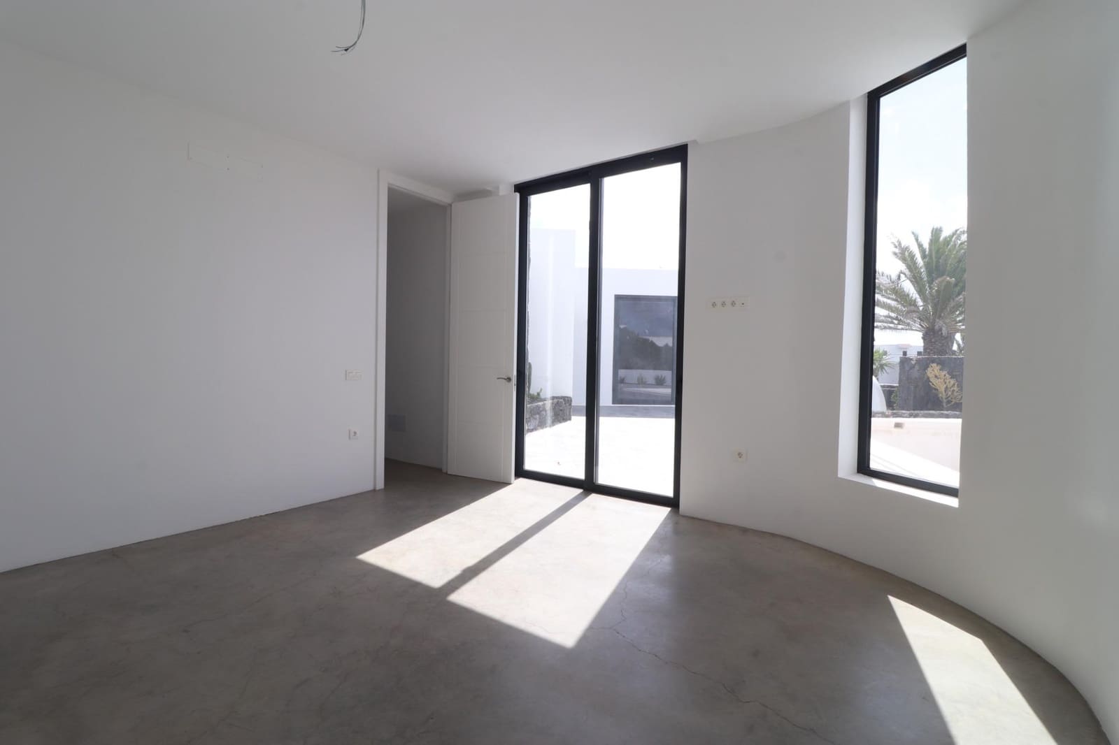 3 soveværelse Villa til salg i Mozaga med swimmingpool - € 600.000 (Ref: 8957048)